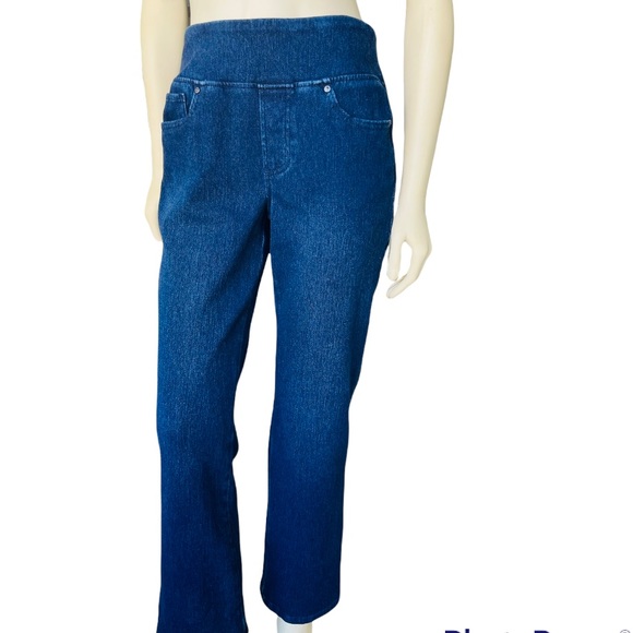⛔️SOLD⛔️Belle by Kim Gravel Flexibelle Petite Pull-On Knit Jeans Pants - Picture 2 of 6